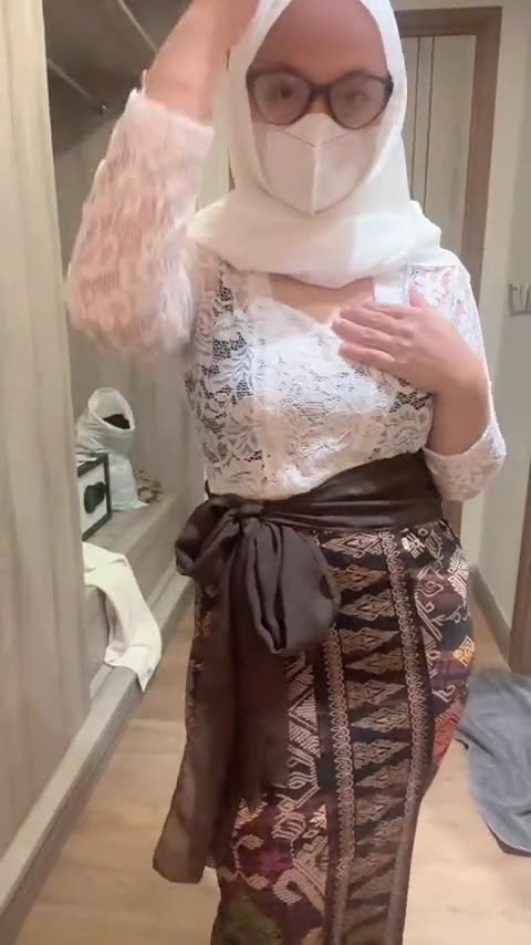 1000202827