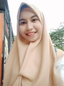 Foto Bugil Debi Rahayu Gadis Berjilbab dari Kampung